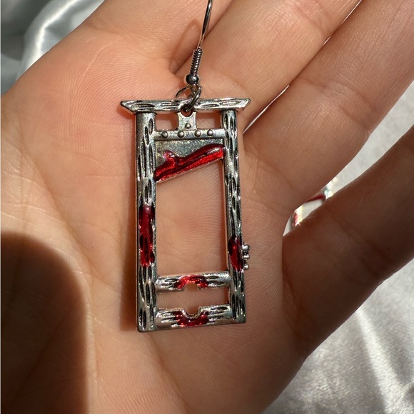 Halloween partgothic jewelery 
Bloody guillotine Silver and RedDangle Earrings - Picture 3 of 5
